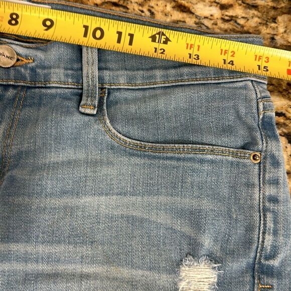Frame Denim Distressed Mid Rise Le Cutoff Short in Taffs Size 26 - Picture 7 of 9